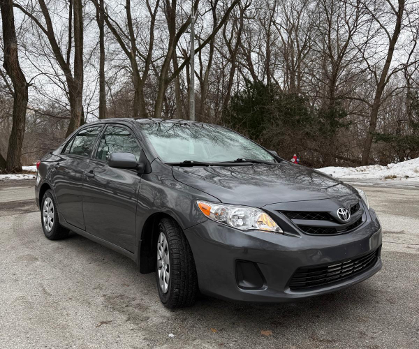 2013 Toyota Corolla CE - Image 3